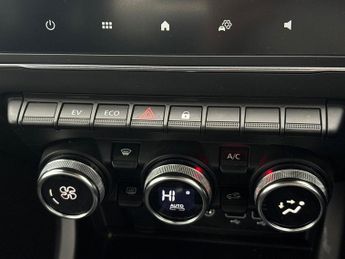 Renault Arkana 1.6 E Tech Evolution Suv 5dr Petrol Hybrid Auto 2wd Euro 6 (s/s)