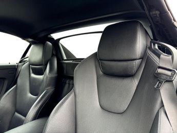 Mercedes Benz SLC Roadster 1.6 Slc180 Amg Line Convertible 2dr Petrol G Tronic Euro 6 (s/s)