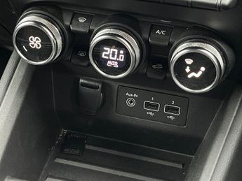 Renault Clio 1.6 E Tech Rs Line Hatchback 5dr Petrol Hybrid Auto Euro 6 (s/s)