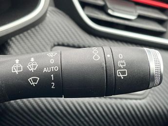 Renault Clio 1.6 E Tech Rs Line Hatchback 5dr Petrol Hybrid Auto Euro 6 (s/s)