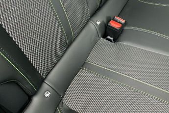 Peugeot E 2008 54kwh Gt Suv 5dr Electric Auto (7kw Charger) (156 Ps)