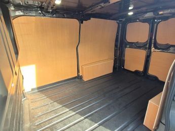 Ford E Transit Custom 320 65kwh Limited Panel Van 5dr Electric Auto L1 H1 (136 Ps)