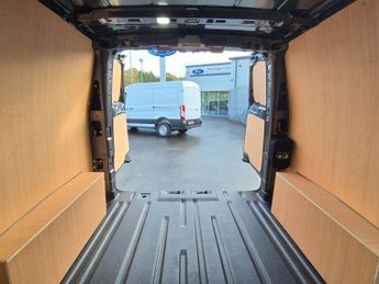 Ford E Transit Custom 320 65kwh Limited Panel Van 5dr Electric Auto L1 H1 (136 Ps)