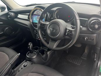 MINI 3 Door Hatch 1.5 Cooper Classic Hatchback 3dr Petrol Steptronic Euro 6 (s/s) 