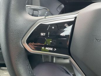 Volkswagen Id. Buzz Cargo Pro 77kwh Commerce Plus Panel Van 5dr Electric Auto (204 Ps)