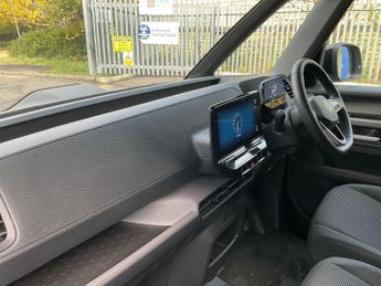 Volkswagen Id. Buzz Cargo Pro 77kwh Commerce Plus Panel Van 5dr Electric Auto (204 Ps)