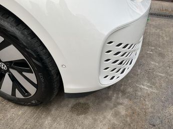 Volkswagen Id. Buzz Cargo Pro 77kwh Commerce Plus Panel Van 5dr Electric Auto (204 Ps)