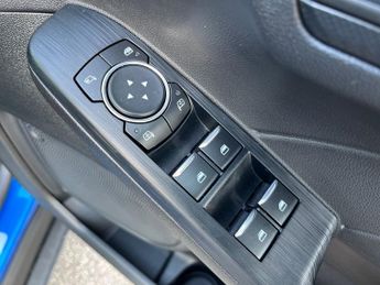 Ford Kuga 2.5 Duratec 14.4kwh St Line X Suv 5dr Petrol Plug In Hybrid CVT 