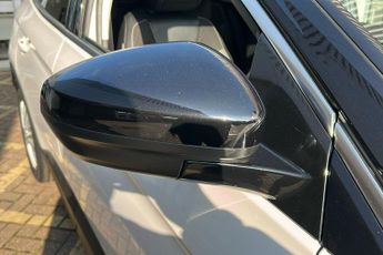 Vauxhall Grandland X 1.2 Turbo Business Edition Nav Suv 5dr Petrol Auto Euro 6 (s/s) 