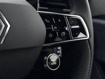 Renault 5 E Tech Electric Urban Range 40kwh Techno Hatchback 5dr Electric Auto (120 Ps)