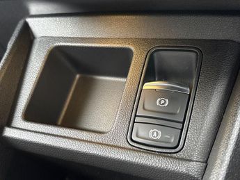 Renault 5 E Tech Electric Urban Range 40kwh Techno Hatchback 5dr Electric Auto (120 Ps)