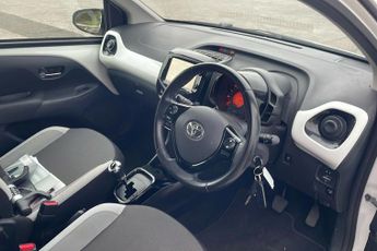 Toyota Aygo 1.0 Vvt I X Press Hatchback 5dr Petrol X Shift Euro 6 (68 Ps)