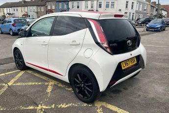 Toyota Aygo 1.0 Vvt I X Press Hatchback 5dr Petrol X Shift Euro 6 (68 Ps)