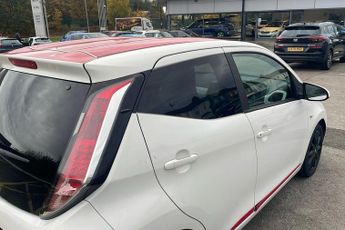 Toyota Aygo 1.0 Vvt I X Press Hatchback 5dr Petrol X Shift Euro 6 (68 Ps)