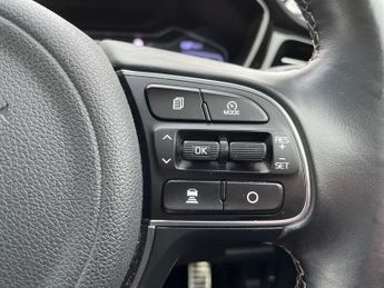 Kia Niro Self Charging Hybrid 1.6 Gdi 4 Suv 5dr Petrol Hybrid Dct Euro 6 (s/s) (139 Bhp)