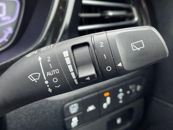 Kia Niro Self Charging Hybrid 1.6 Gdi 4 Suv 5dr Petrol Hybrid Dct Euro 6 (s/s) (139 Bhp)