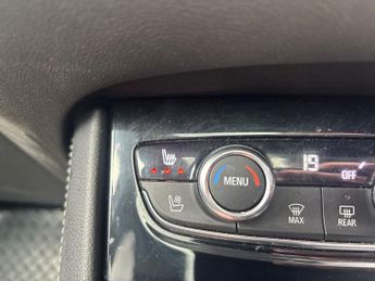 Vauxhall Grandland X 1.2 Turbo Elite Nav Suv 5dr Petrol Auto 8spd Euro 6 (s/s) (130 P