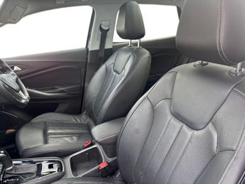 Vauxhall Grandland X 1.2 Turbo Elite Nav Suv 5dr Petrol Auto 8spd Euro 6 (s/s) (130 P