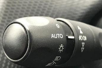 Peugeot E 2008 50kwh Gt Premium Suv 5dr Electric Auto (7kw Charger) (136 Ps)