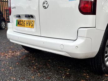 Vauxhall Combo L1 ELECTRIC COMBO CARGO 2300 100KW PRO 50K WH H1 VAN AUTO