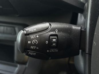 Vauxhall Vivaro Electric 3100 50kwh Prime Panel Van 6dr Electric Auto L2 H1 (7.4kw Charge