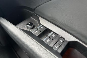 Audi Q4 E Tron 40 S Line Suv 5dr Electric Auto 82kwh (204 Ps)