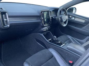 Volvo Xc40 2.0 D3 R Design Pro Suv 5dr Diesel Auto Euro 6 (s/s) (150 Ps)