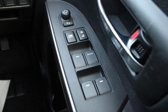 Suzuki S Cross 1.5h Motion Suv 5dr Petrol Hybrid Ags Euro 6 (s/s) (115 Ps)