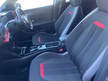 Vauxhall Mokka Electric 50kwh Sri Nav Premium Suv 5dr Electric Auto (136 Ps)