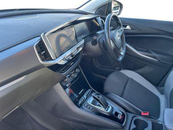 Vauxhall Grandland Hybrid 1.6 13.2kwh Elite Suv 5dr Petrol Plug In Hybrid Auto Euro 6 (s/s