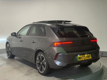 Vauxhall Astra Electric 54kwh Ultimate Hatchback 5dr Electric Auto (156 Ps)