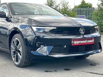 Vauxhall Astra Electric 54kwh Design Hatchback 5dr Electric Auto (156 Ps)