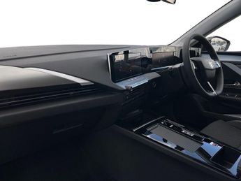 Vauxhall Astra Electric 54kwh Design Hatchback 5dr Electric Auto (156 Ps)