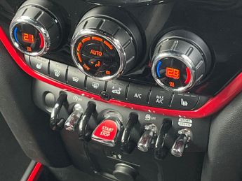 MINI Countryman 1.5 Cooper Sport Suv 5dr Petrol Auto All4 Euro 6 (s/s) (136 Ps)