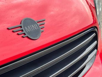 MINI Countryman 1.5 Cooper Sport Suv 5dr Petrol Auto All4 Euro 6 (s/s) (136 Ps)