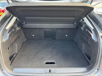 Citroen E C4 50kwh Shine Plus Hatchback 5dr Electric Auto (136 Ps)