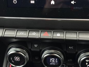 Renault Clio 1.6 E Tech Rs Line Hatchback 5dr Petrol Hybrid Auto Euro 6 (s/s)