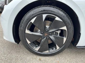 Cupra Born E Boost 59kwh V1 Hatchback 5dr Electric Auto (230 Ps)