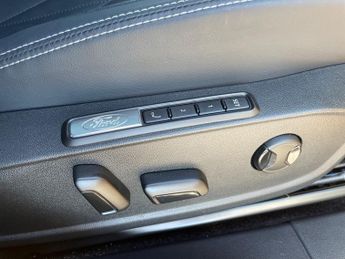 Ford Capri Extended Range 79kwh Premium Suv 5dr Electric Auto Awd (340 Ps)