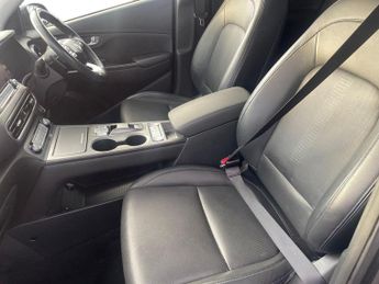 Hyundai Kona 64kwh Ultimate Suv 5dr Electric Auto (10.5kw Charger) (204 Ps)