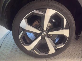 Nissan Juke 1.0 Dig T Tekna Suv 5dr Petrol Dct Auto Euro 6 (s/s) (114 Ps)