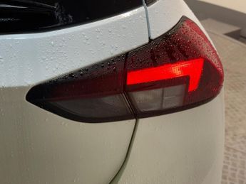 Vauxhall Corsa 5 Door 1.2 Turbo Design Hatchback 5dr Petrol Auto Euro 6 (s/s) (100 Ps)