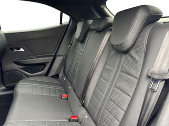 Vauxhall Mokka Electric 50kwh Ultimate Suv 5dr Electric Auto (136 Ps)