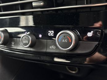 Vauxhall Mokka Electric 50kwh Ultimate Suv 5dr Electric Auto (136 Ps)