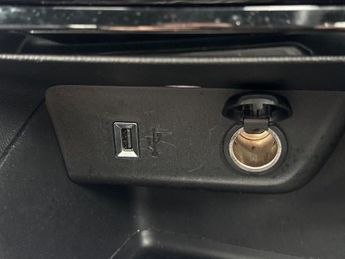 Vauxhall Mokka Electric 50kwh Ultimate Suv 5dr Electric Auto (136 Ps)