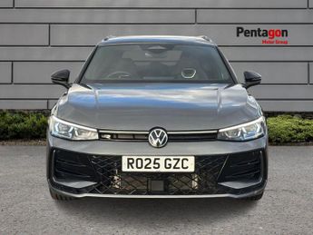 Volkswagen Passat Estate 1.5 Tsi Ehybrid 19.7kwh R Line Estate 5dr Petrol Plug In Hybrid 