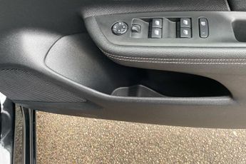 Vauxhall Mokka Electric 54kwh Ultimate Suv 5dr Electric Auto (long Range) (156 Ps)