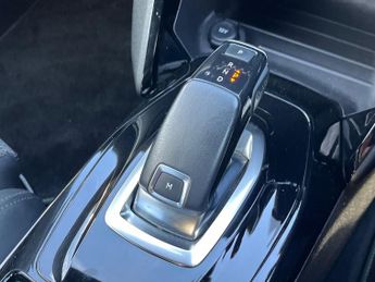 Peugeot 208 1.2 Puretech Gt Line Hatchback 5dr Petrol Eat Euro 6 (s/s) (130 