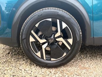 Peugeot 2008 SUV 1.2 Puretech Allure Suv 5dr Petrol Eat Euro 6 (s/s) (130 Ps)