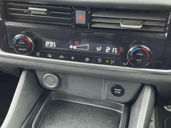Nissan Qashqai 1.5 H E Power Acenta Premium Suv 5dr Petrol Hybrid Auto Euro 6 (